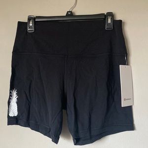 Lululemon Aloha Align 6” shorts NWT Size 12